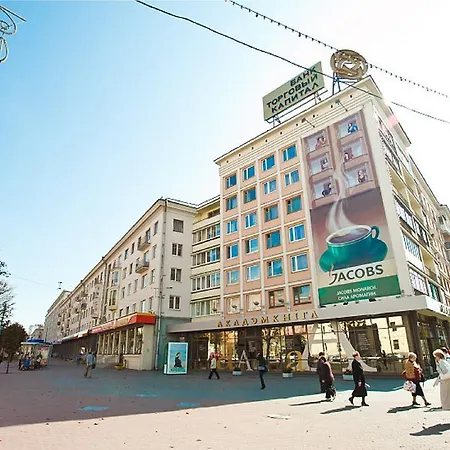 Apartment Park! Nezavisimosti 78 *