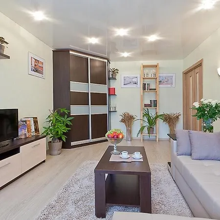 Appartamento Park! Nezavisimosti 78